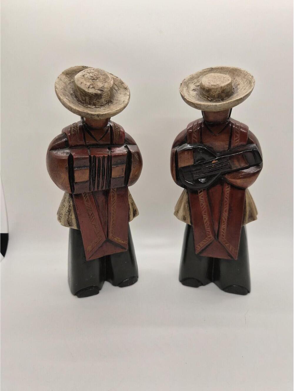 Vintage Wood Carved Folk Art 8 Inches